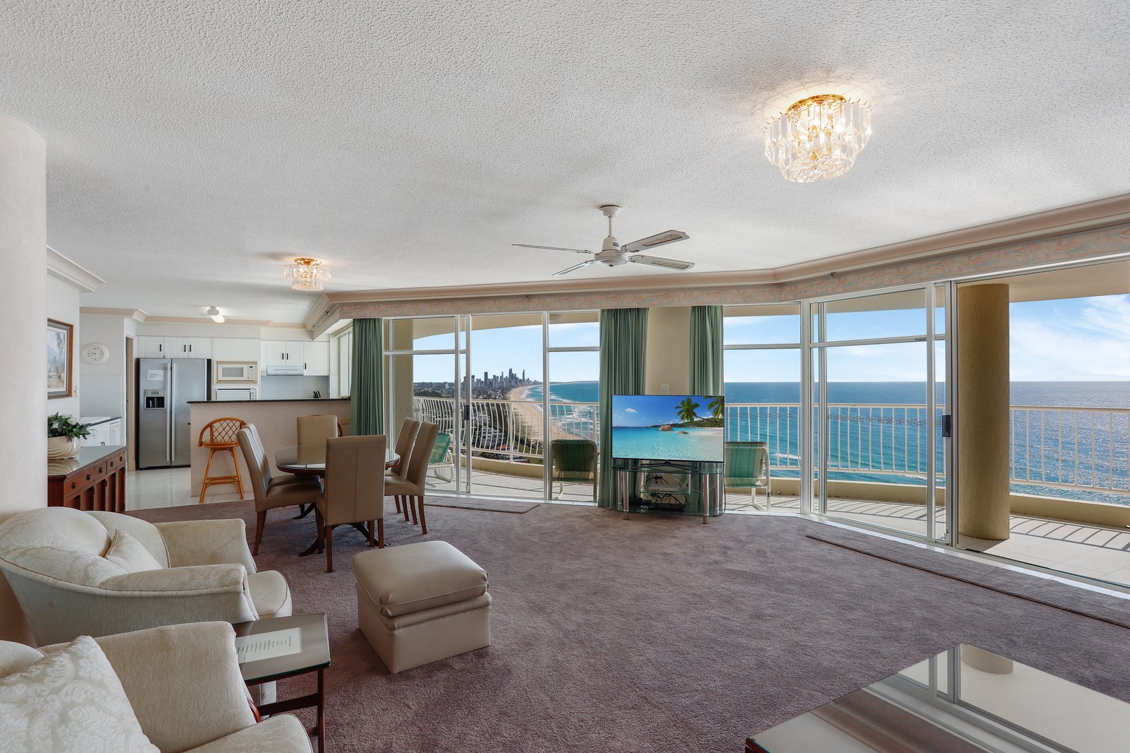 29H/238 The Esplanade BURLEIGH HEADS 2