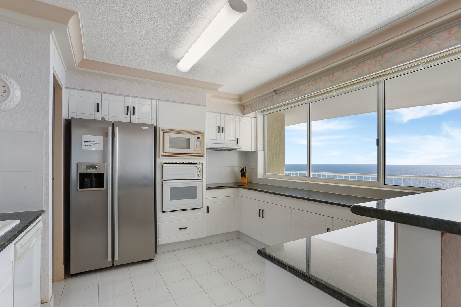 29H/238 The Esplanade BURLEIGH HEADS 5