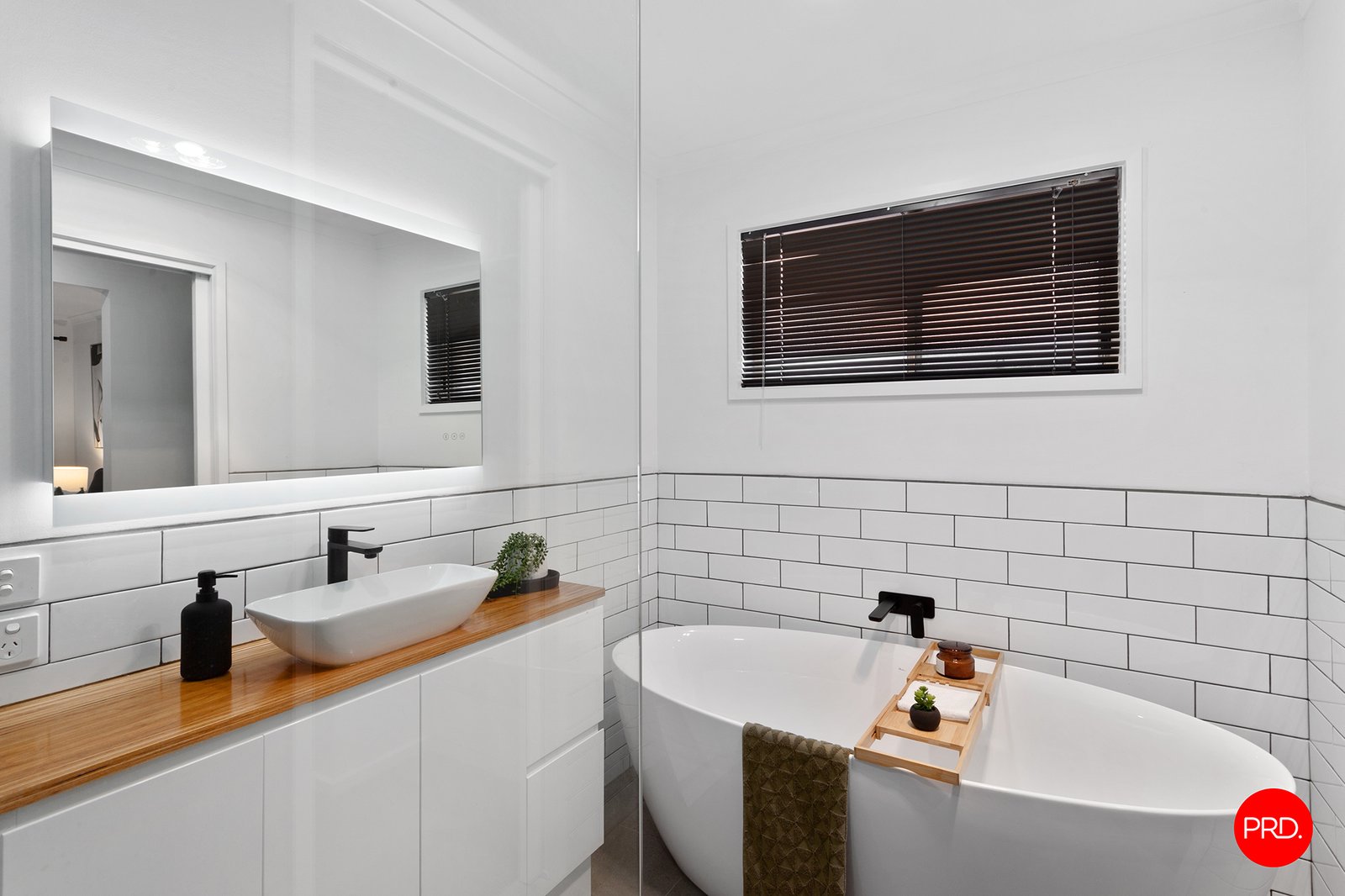 2a Allott Court SPRING GULLY 14