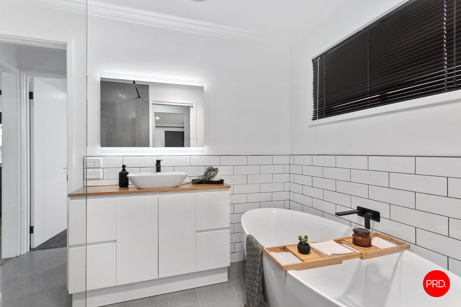 2A Allott Court SPRING GULLY 13