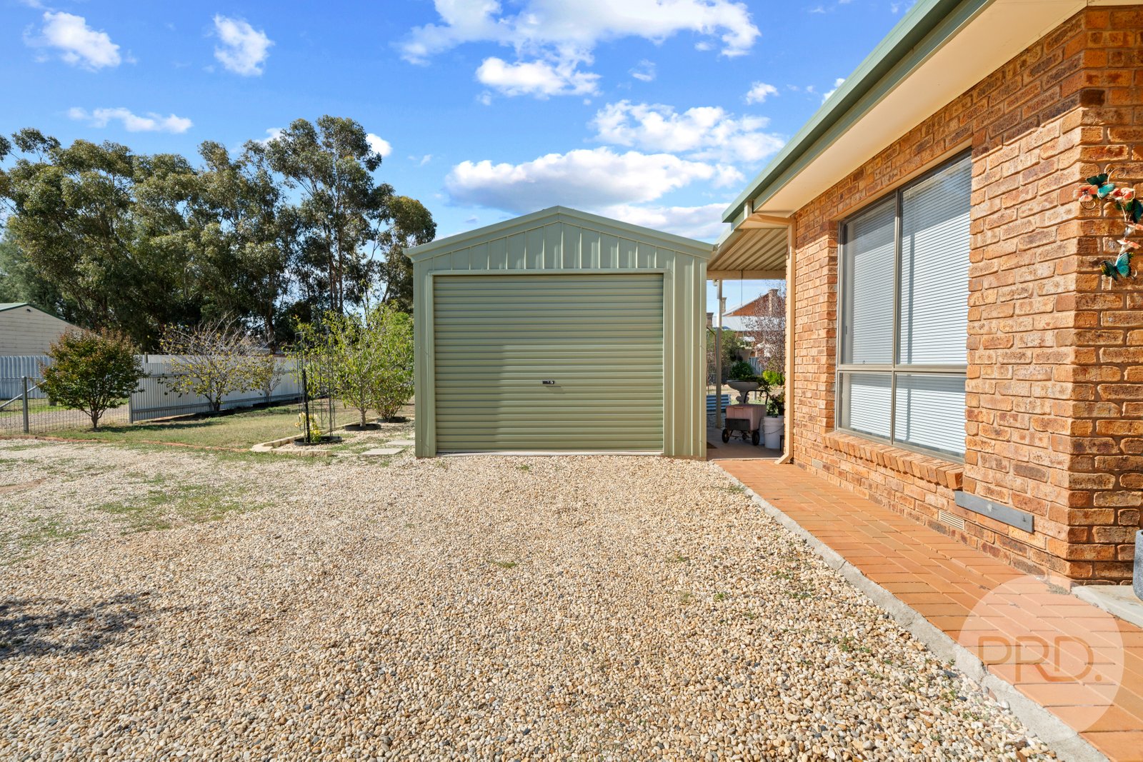 2A Anna Street URANA 13