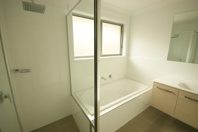 2A Banyo Close BONVILLE 6