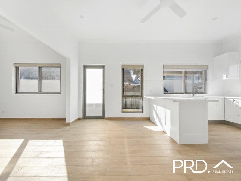 2a Beauford Avenue CARINGBAH SOUTH 3