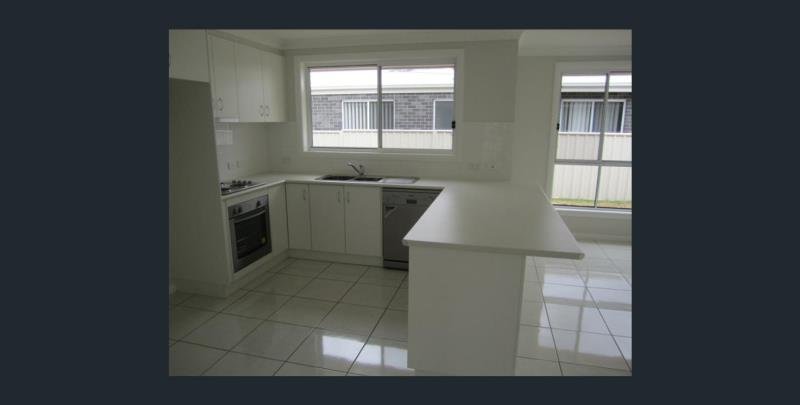 2a Bottlebrush Cove TAMWORTH 2