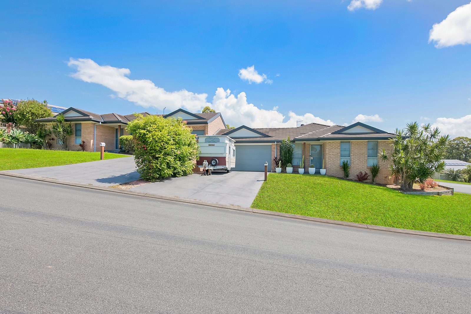 2a Bronzewing Terrace LAKEWOOD 2