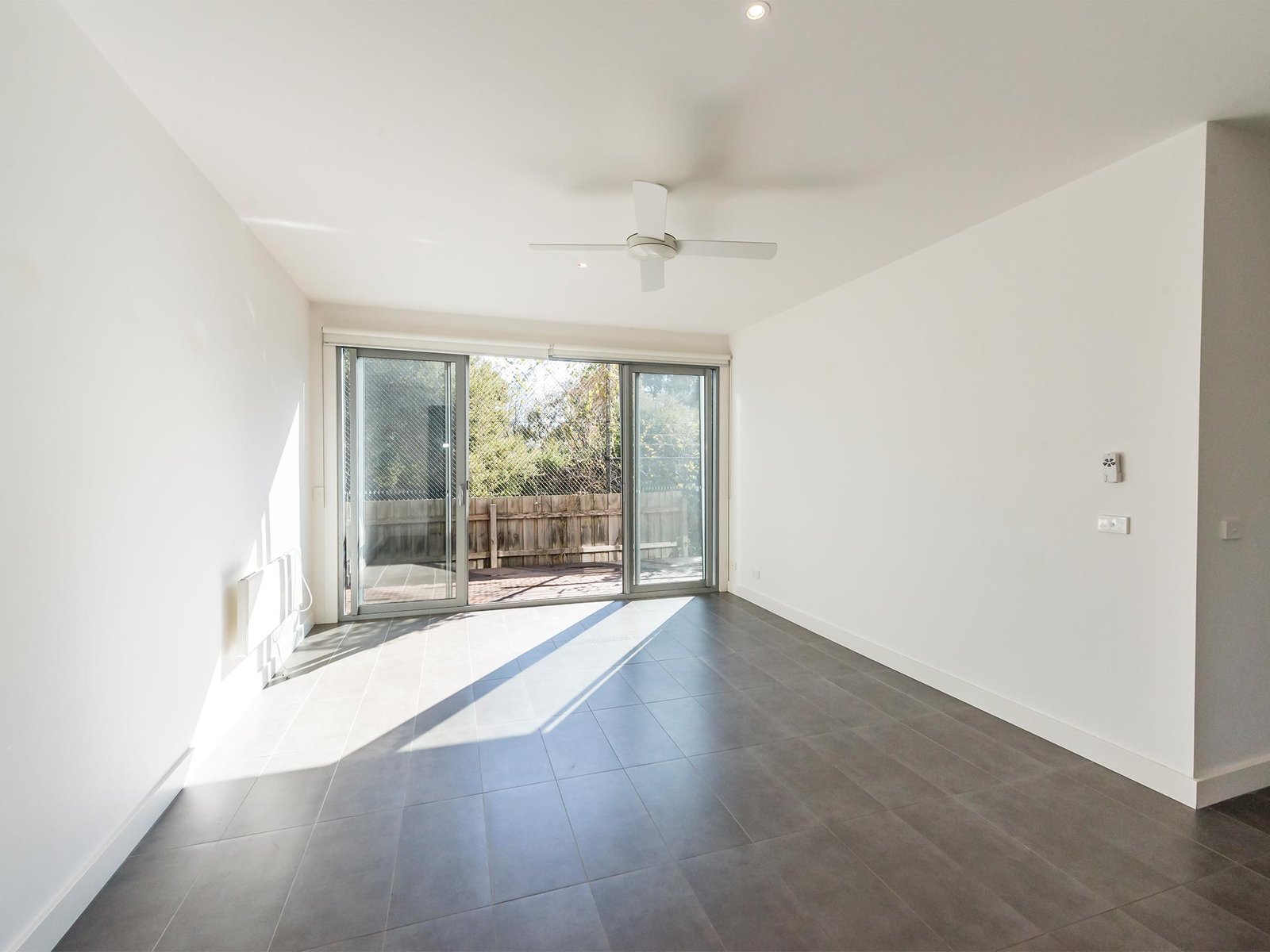 Gallery: 2a Cannes Grove