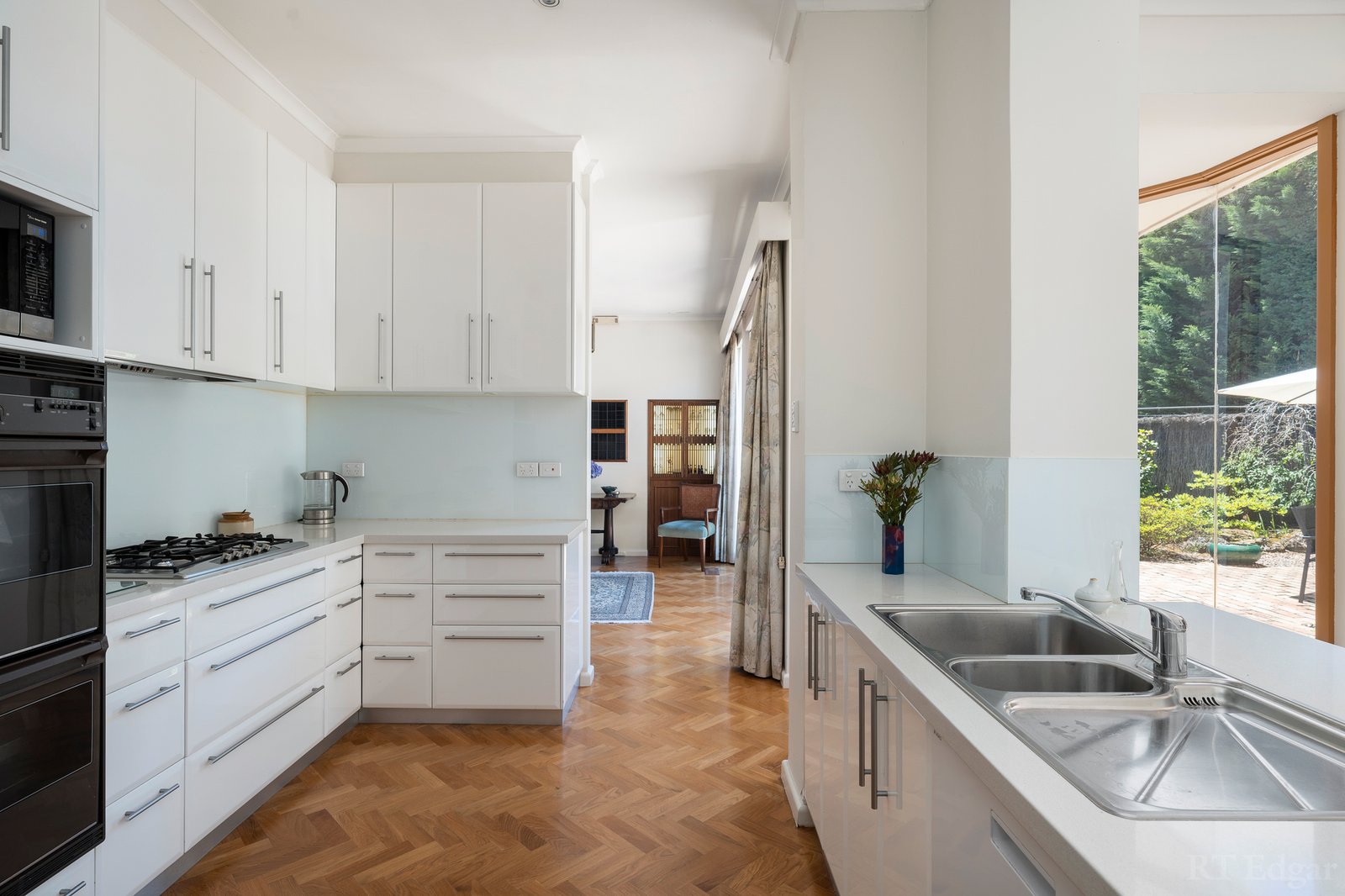 Real Estate and Property in 2A Carmyle Avenue, Toorak, VIC