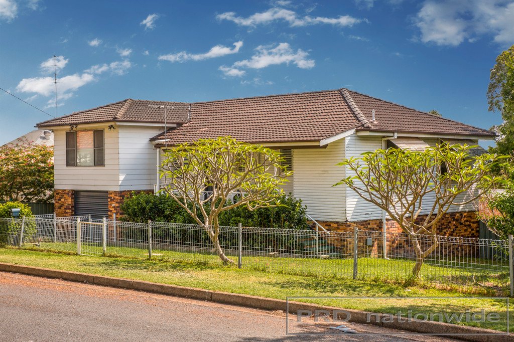 2a Clara Street EAST MAITLAND 1