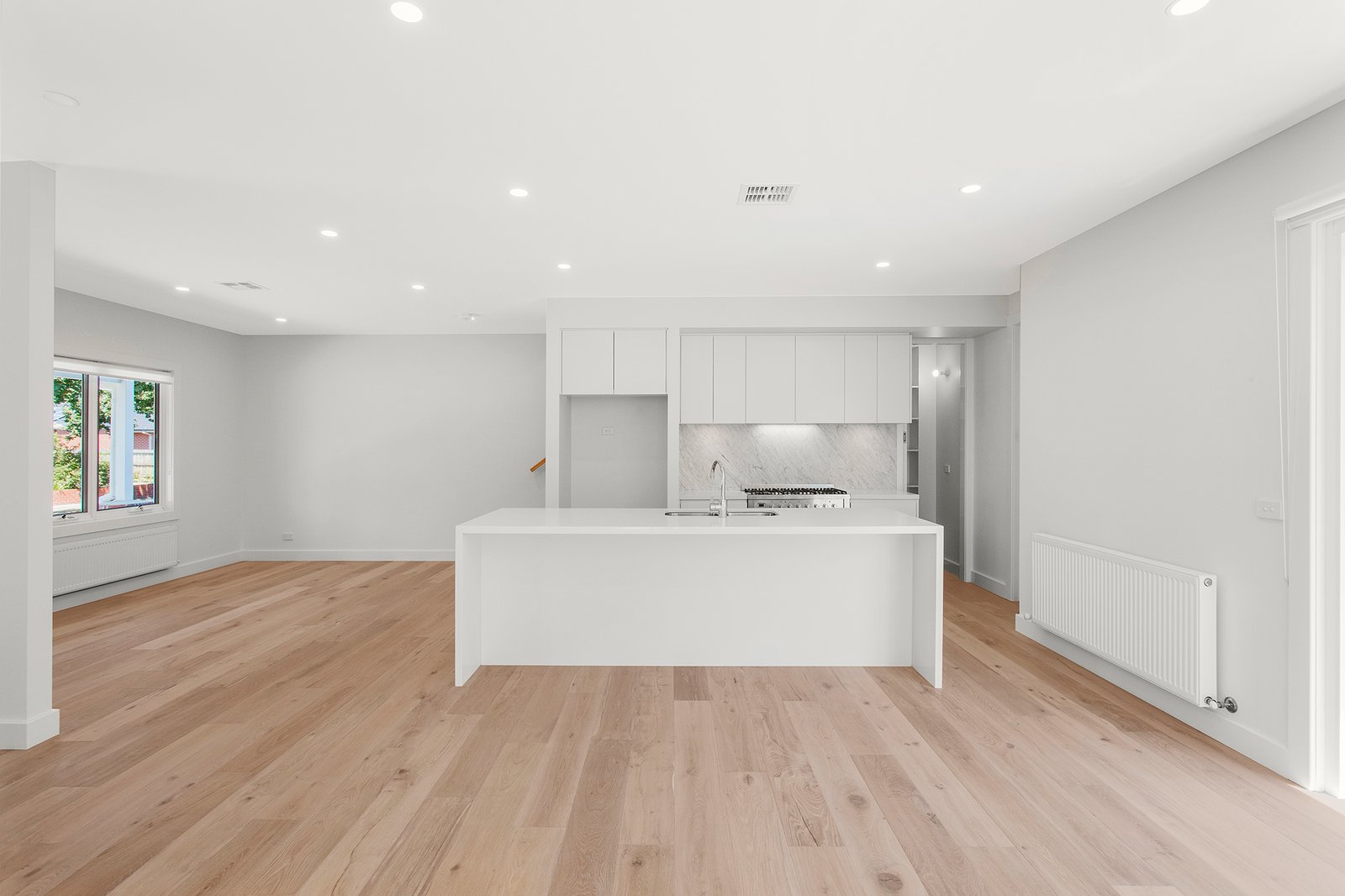 2A Clarence Avenue, CARNEGIE VIC 3163 Buxton 2020