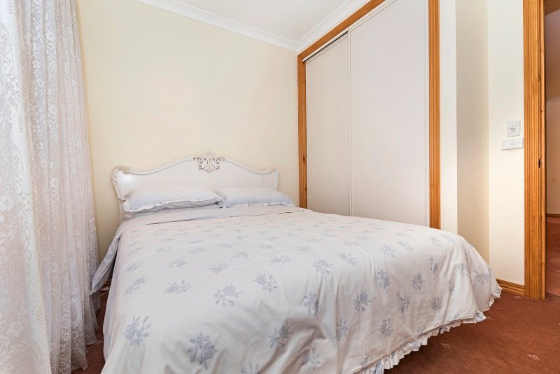 2A Clarke Street ELMORE 7