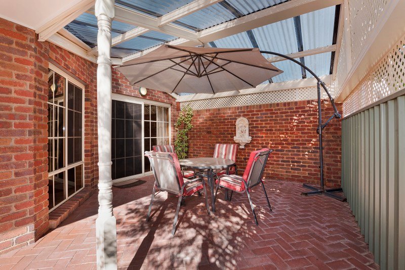 2A Clarke Street ELMORE 8