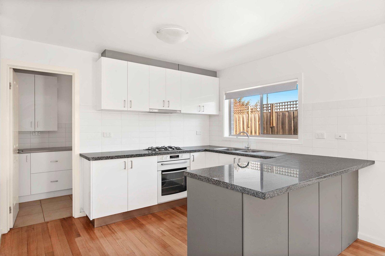 Gallery: 2A Clematis Avenue