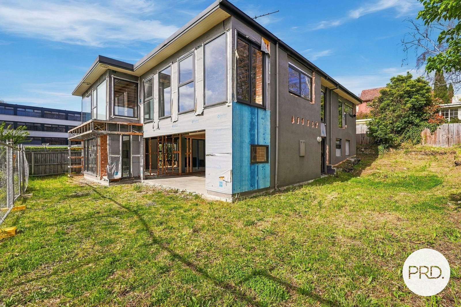 2A Derwentwater Avenue SANDY BAY 8