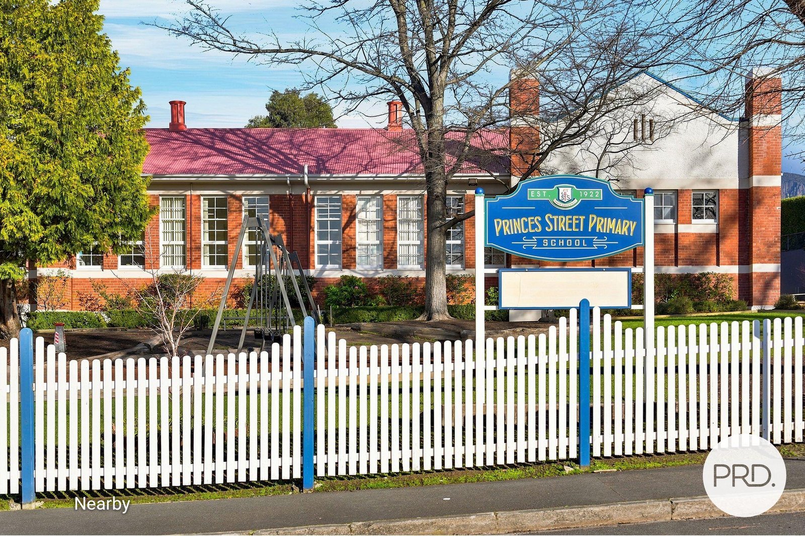 2A Derwentwater Avenue SANDY BAY 19