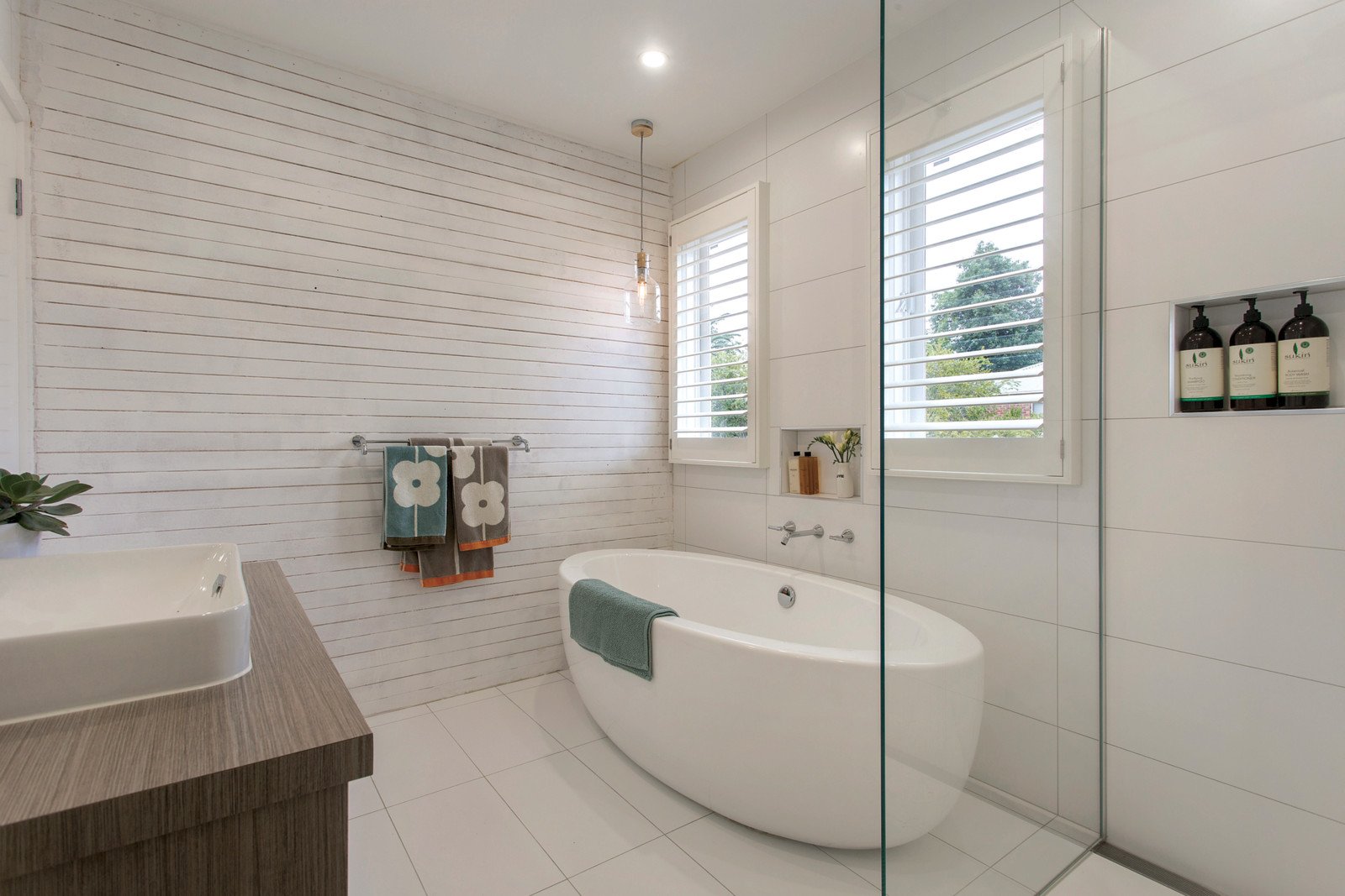 2a Dryden Street, Canterbury, VIC