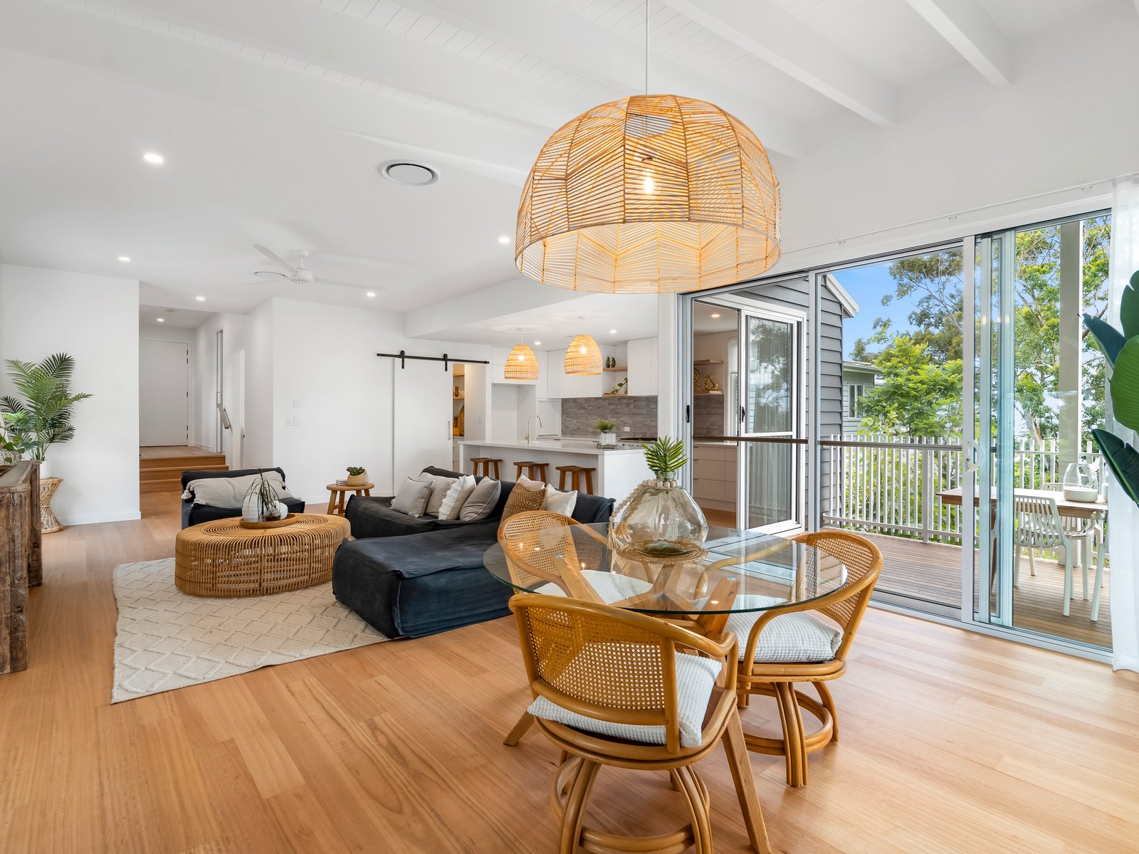 2A HILLCREST Avenue TUGUN 7