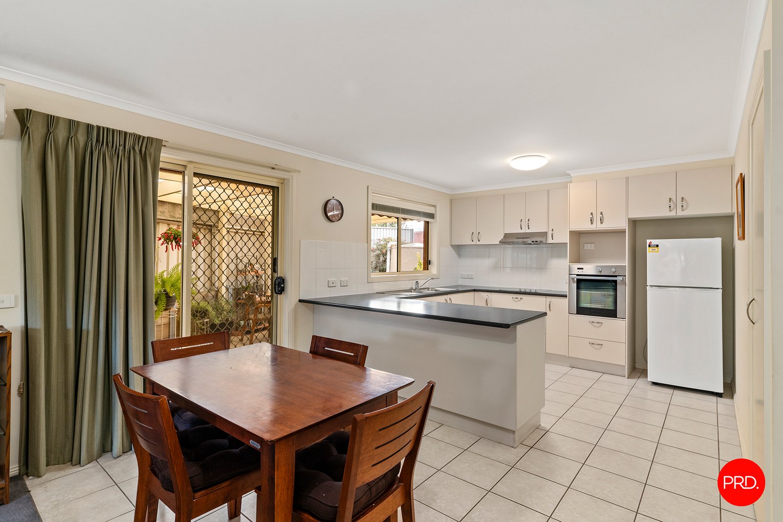 2A Irrabella Place KANGAROO FLAT 5