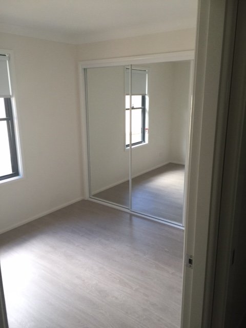 2a Karuah  PENRITH 9