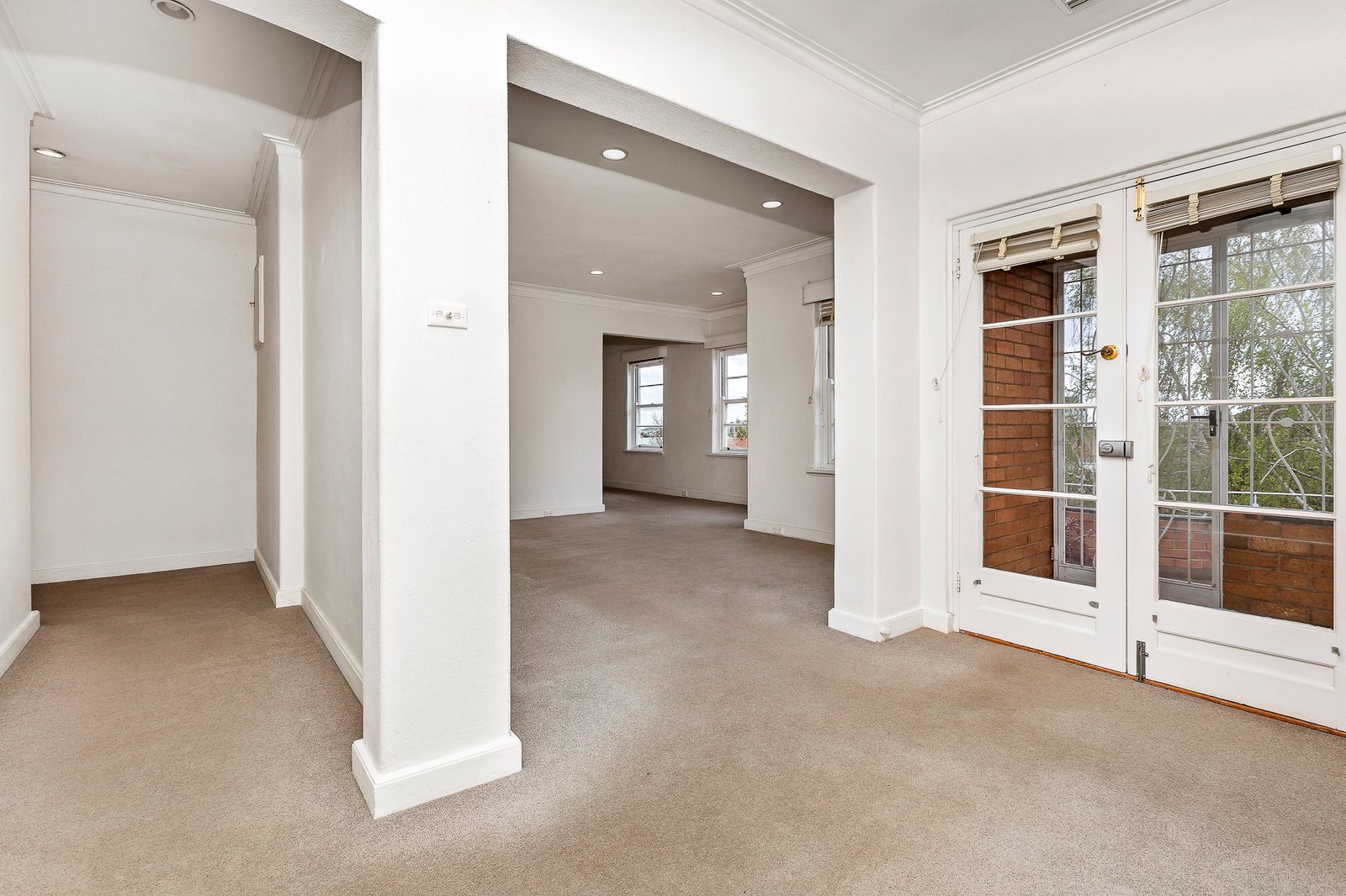 Real Estate and Property in 2A Kilsyth Avenue, Toorak, VIC