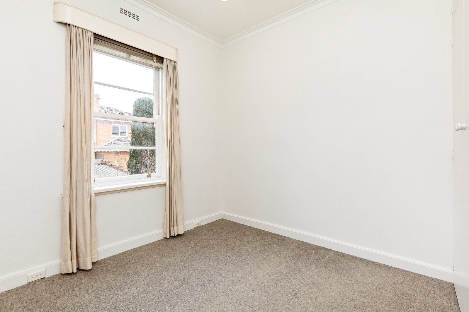 Real Estate and Property in 2A Kilsyth Avenue, Toorak, VIC