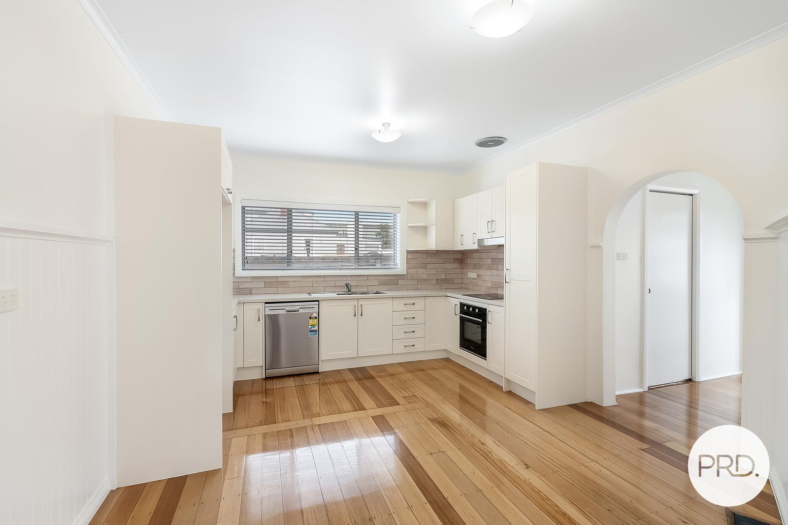 2a Knoll Street GLENORCHY 1