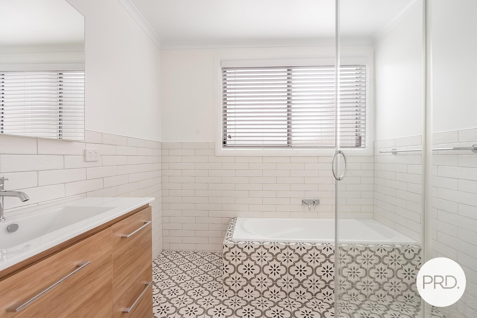 2a Knoll Street GLENORCHY 6