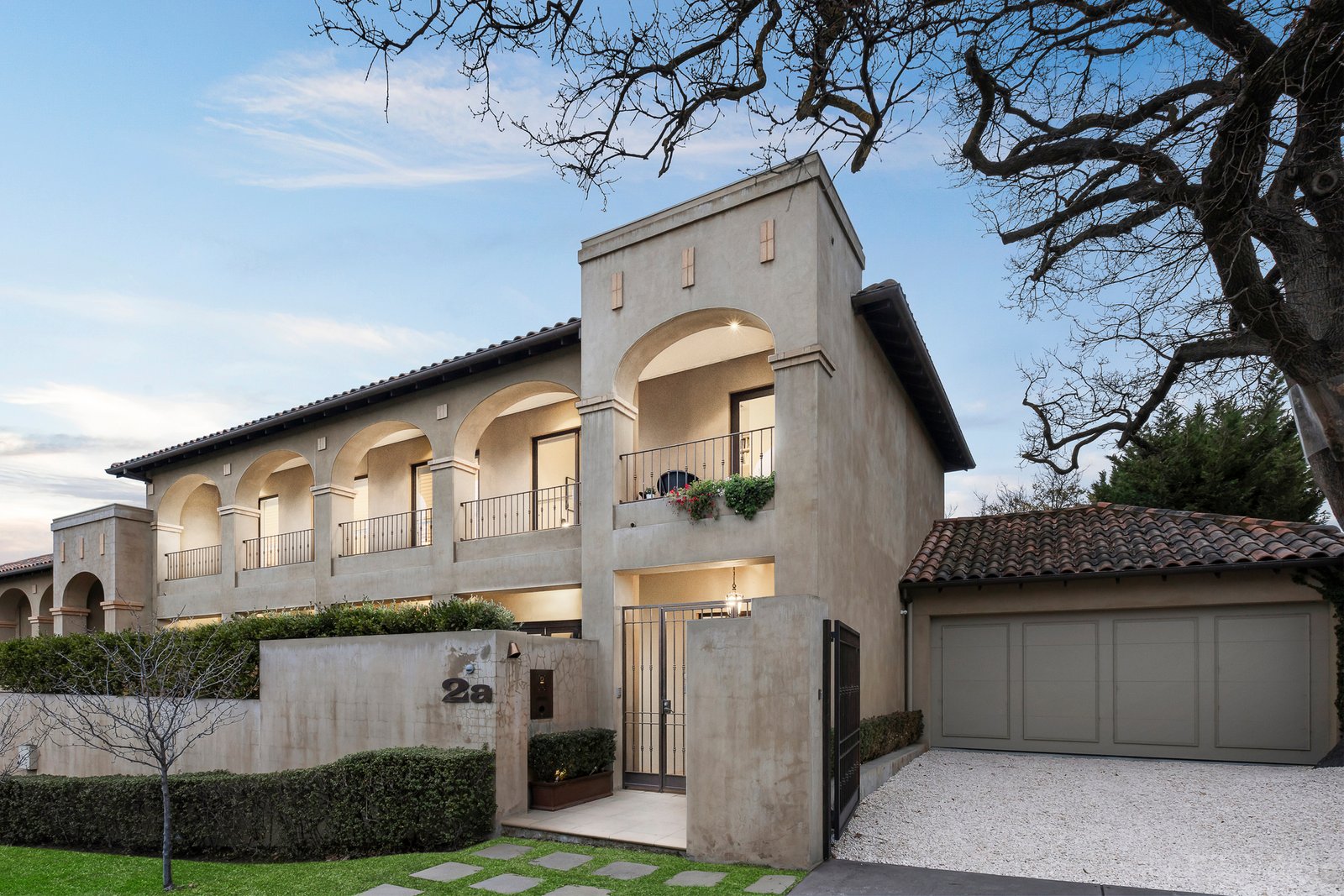 Real Estate and Property in 2A Lawnhill Road, Malvern, VIC