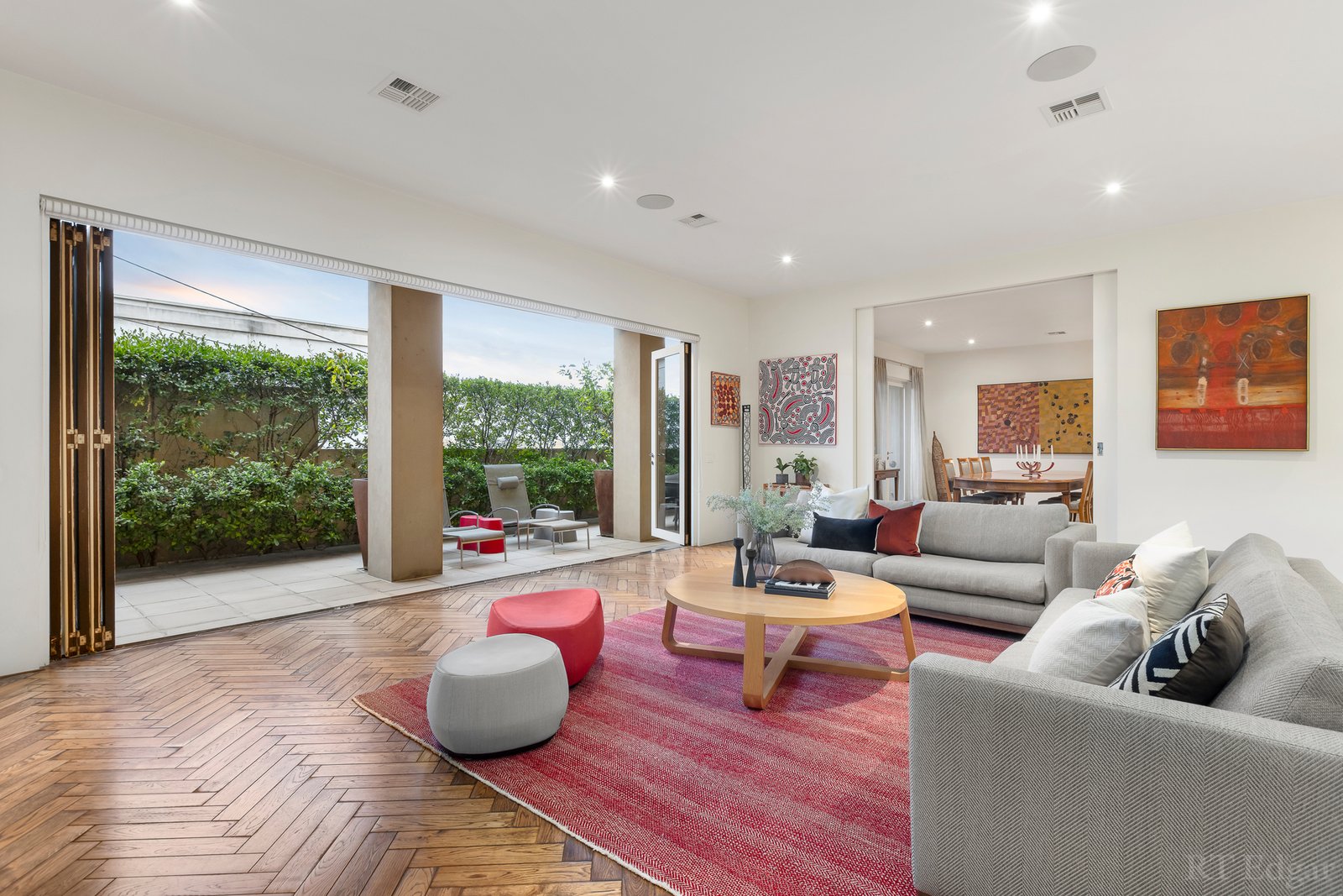 Real Estate and Property in 2A Lawnhill Road, Malvern, VIC