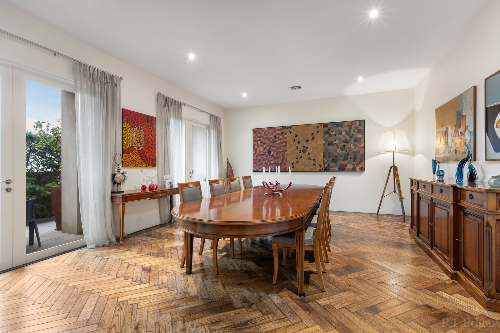 Real Estate and Property in 2A Lawnhill Road, Malvern, VIC