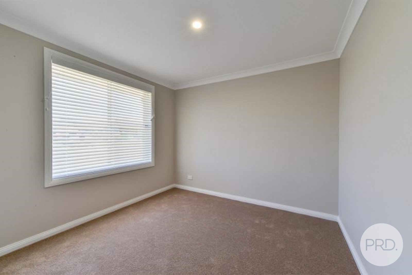 2a Lily Close KOOTINGAL 3