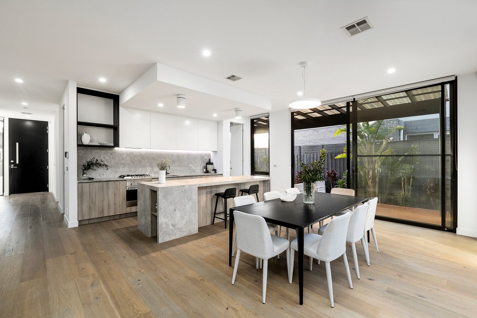 Gallery: 2A Malcolm Street
