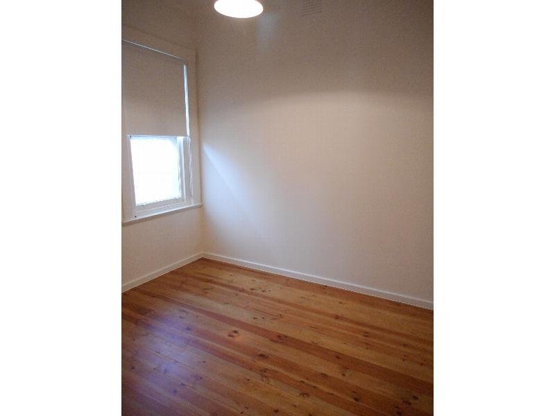 Gallery: 2A Merton Street