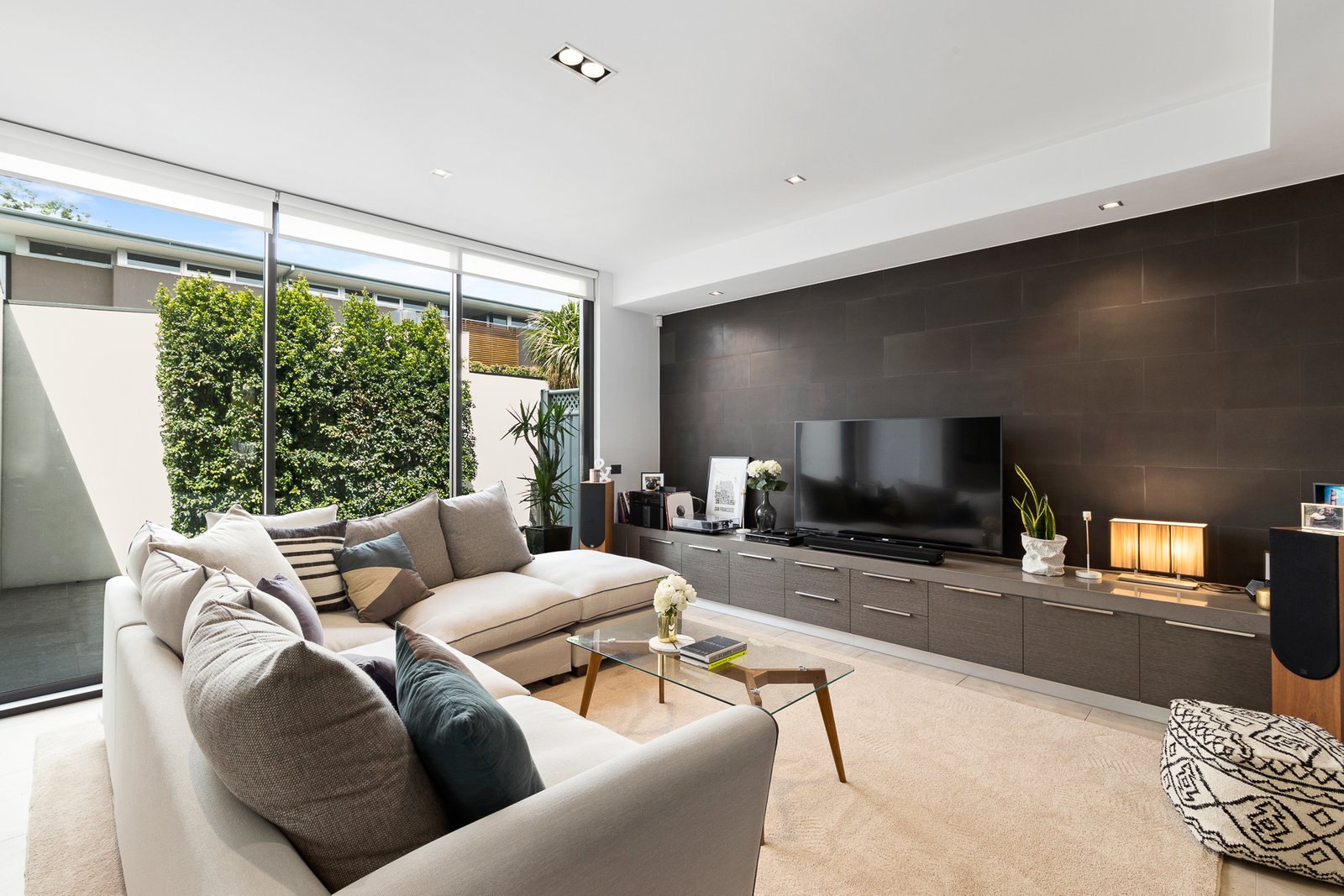 Gallery: 2A Normanby Street