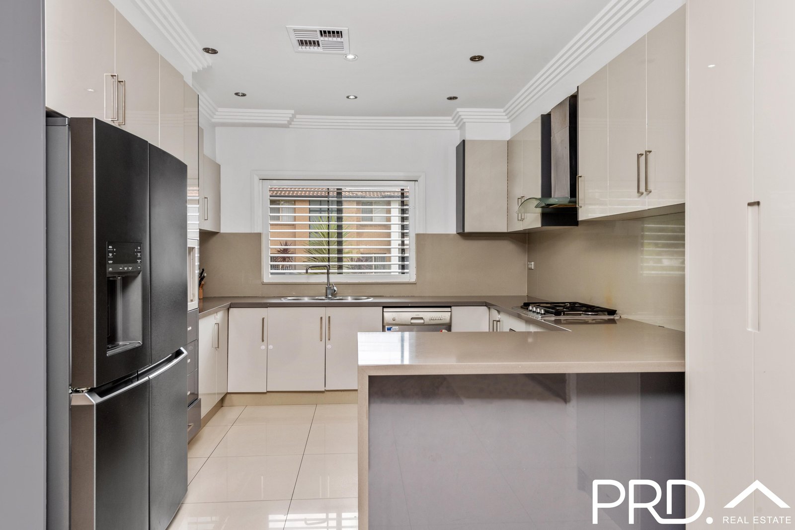 2a Ogilvie Street EAST HILLS 3