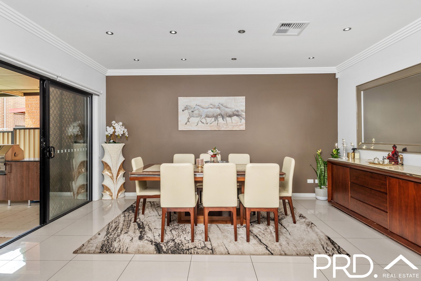 2a Ogilvie Street EAST HILLS 4