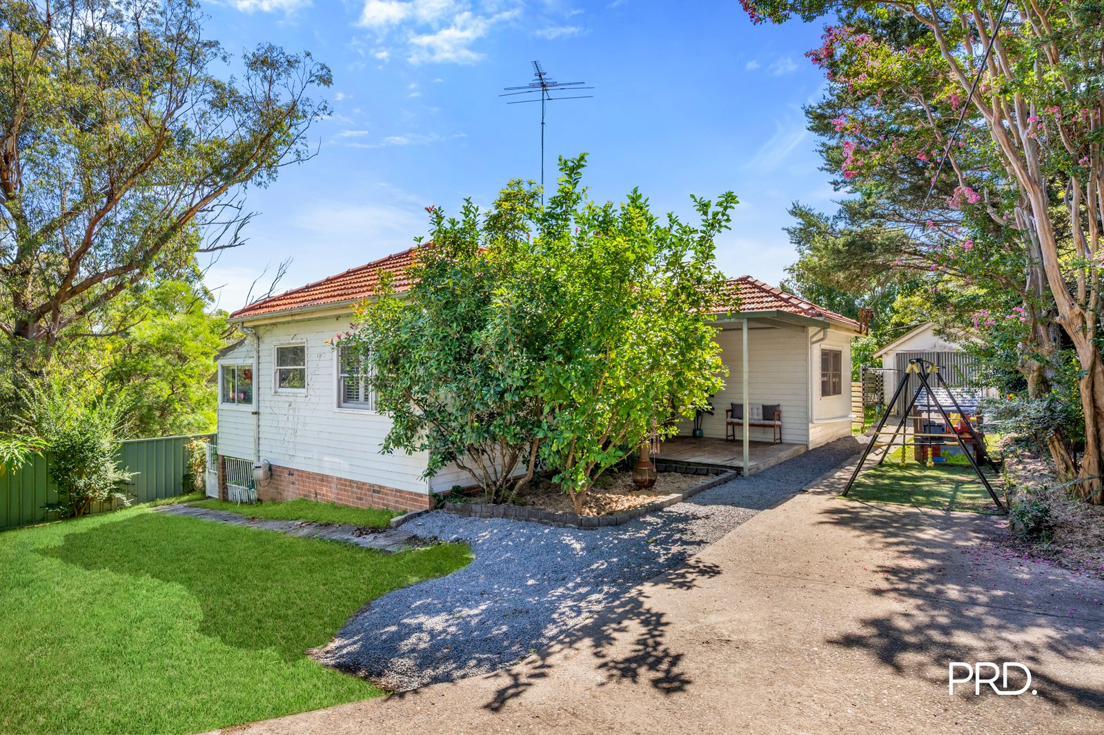 2A Parkes Crescent FAULCONBRIDGE 1