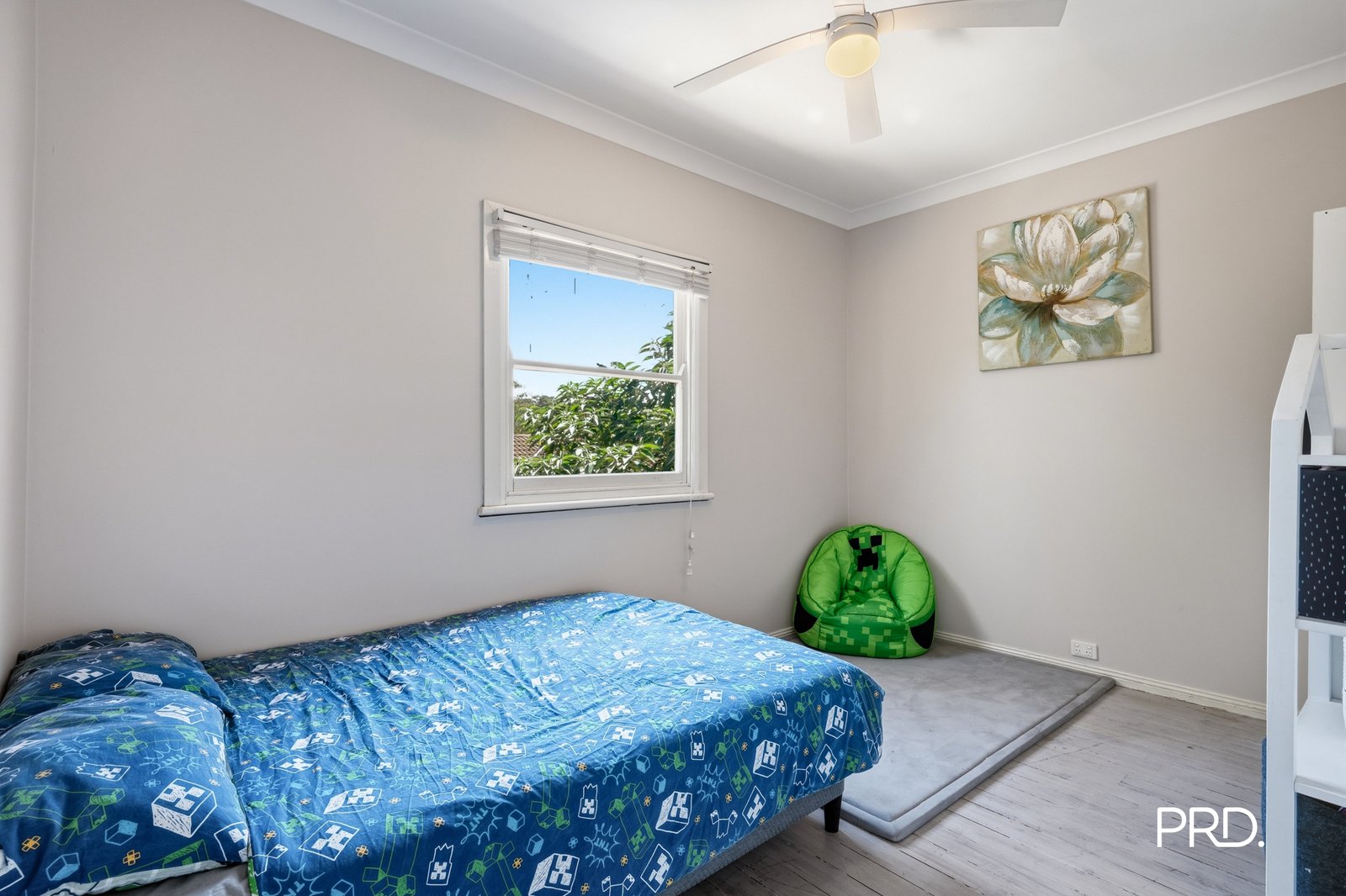 2A Parkes Crescent FAULCONBRIDGE 9