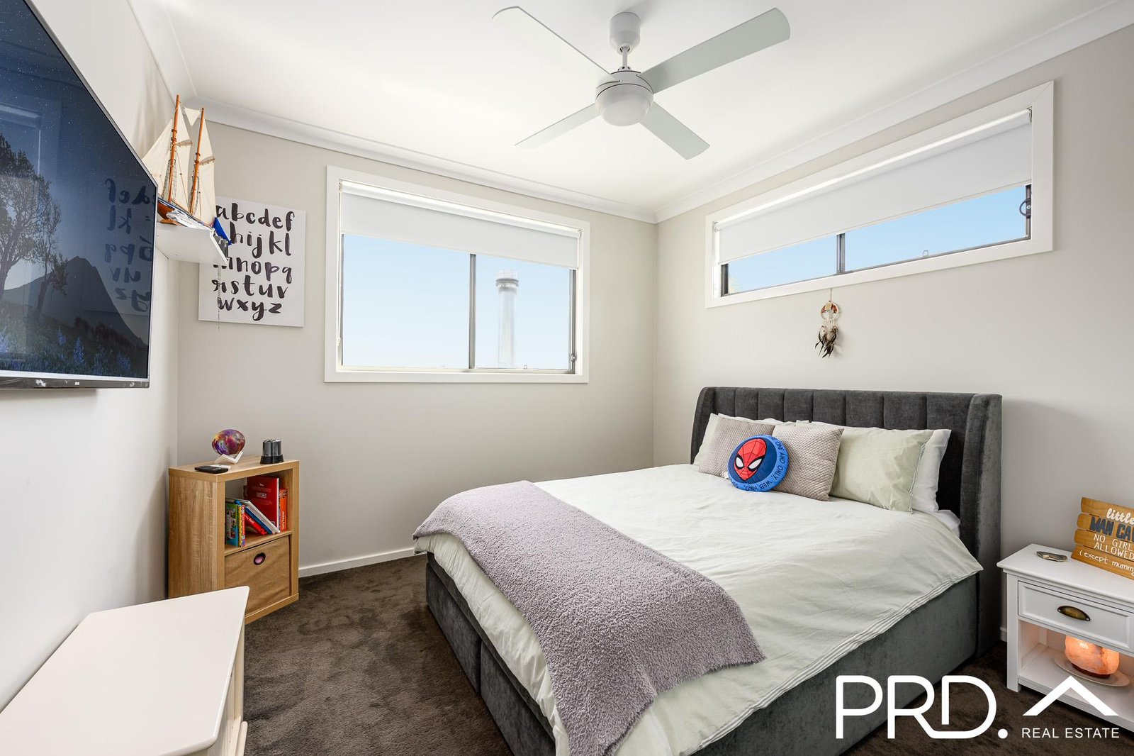 2a Penrose Avenue EAST HILLS 9