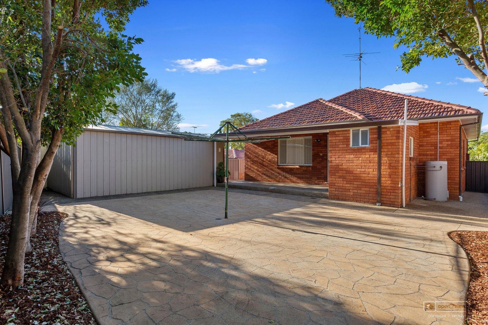 2A Perrys Avenue BEXLEY 6