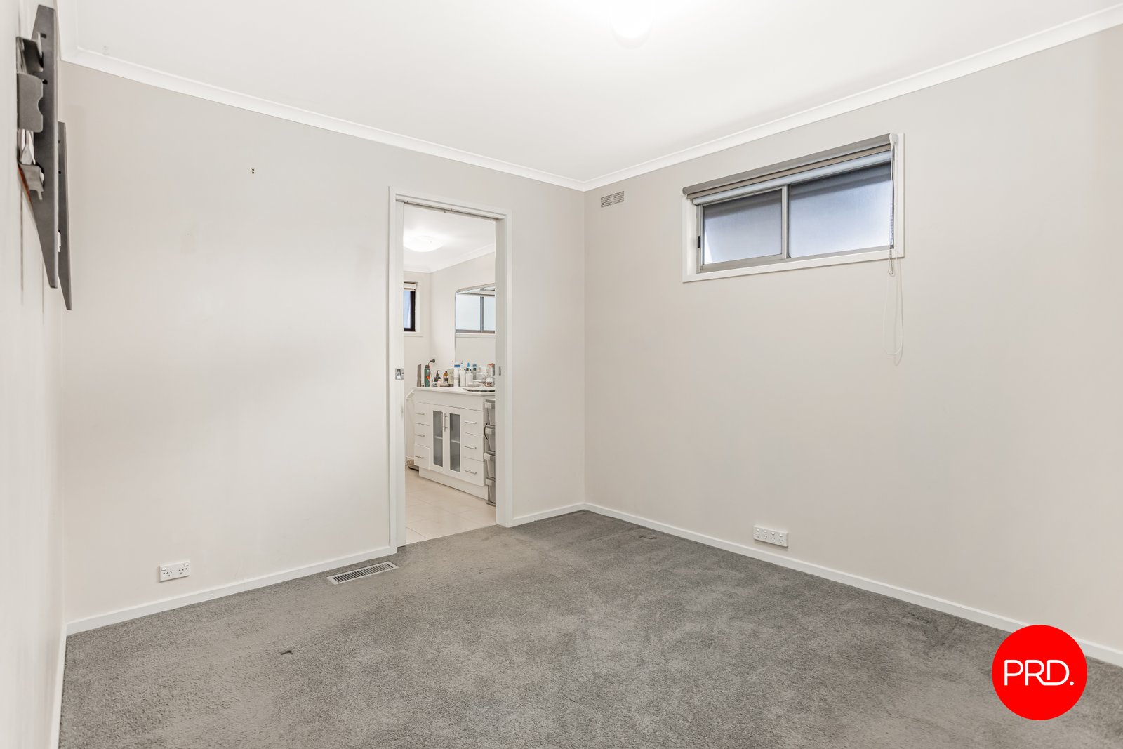 2a Pethard Place GOLDEN SQUARE 8