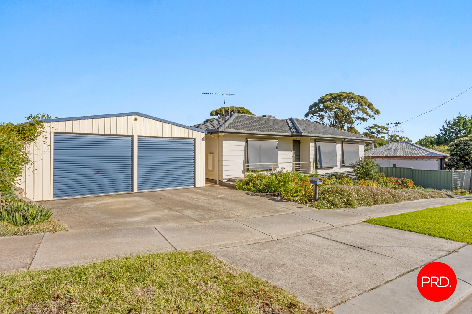 2a Pethard Place GOLDEN SQUARE 15