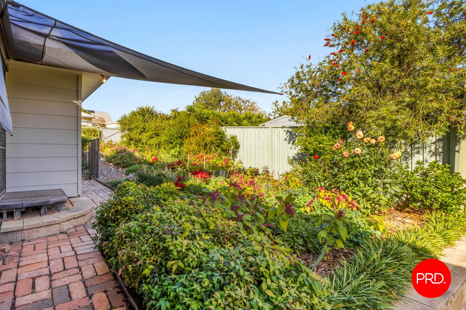 2a Pethard Place GOLDEN SQUARE 17