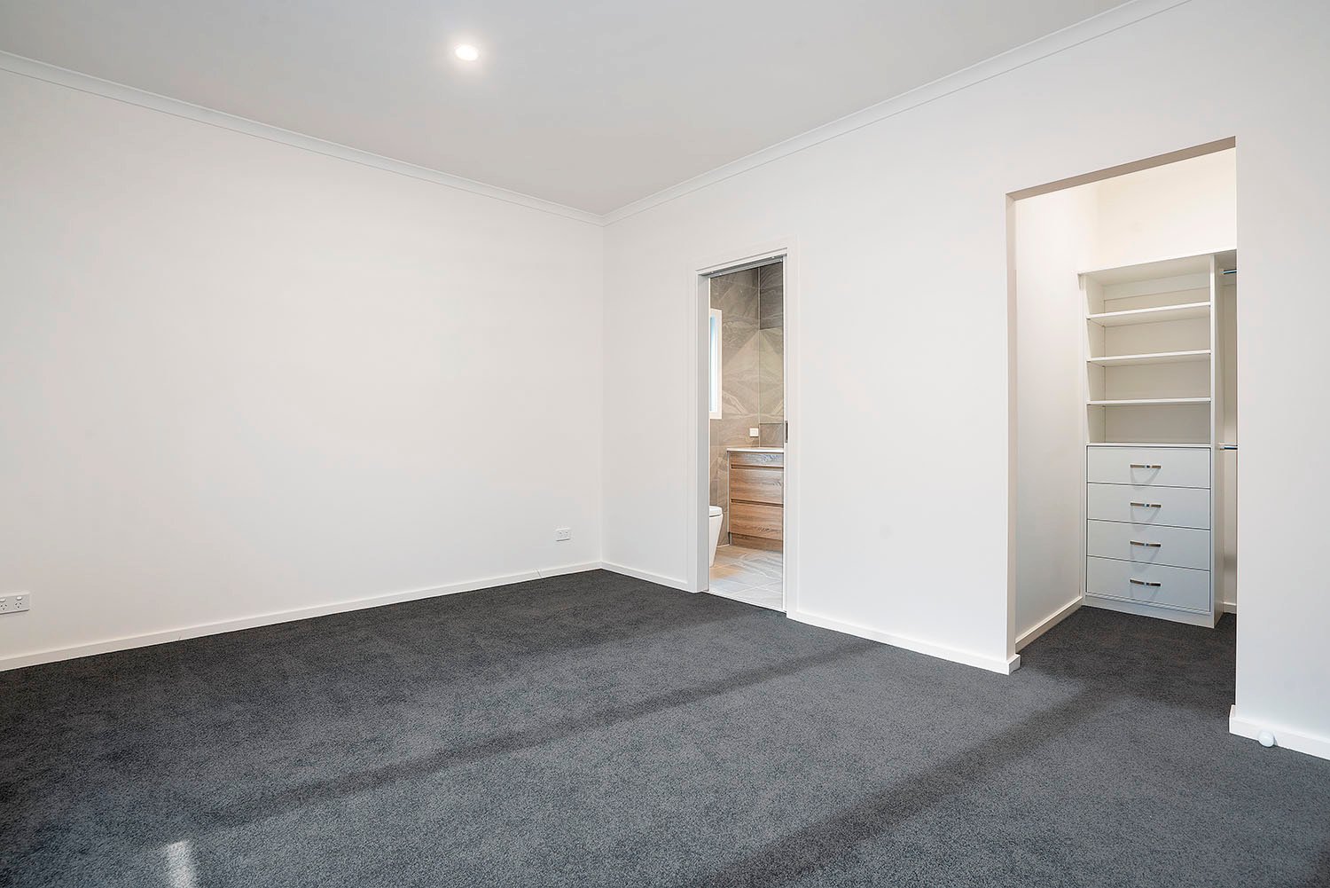 Gallery: 2A Princess Avenue