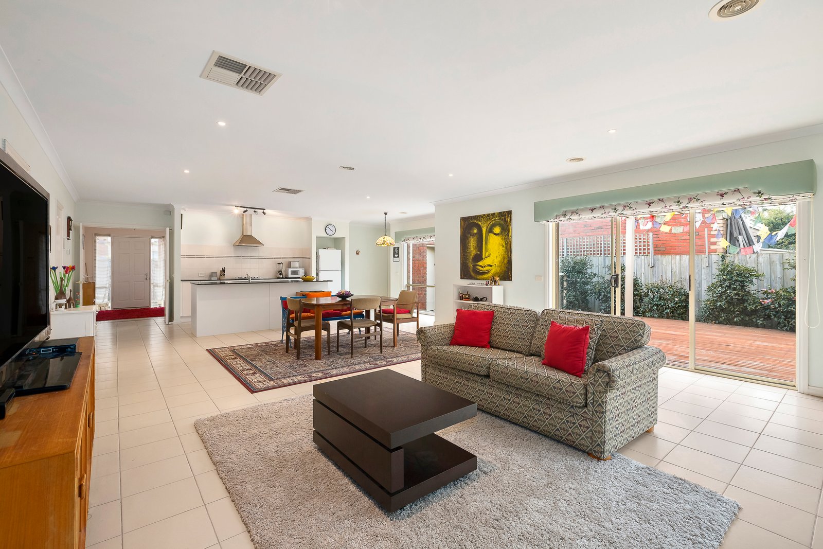 Gallery: 2A Randell Crescent