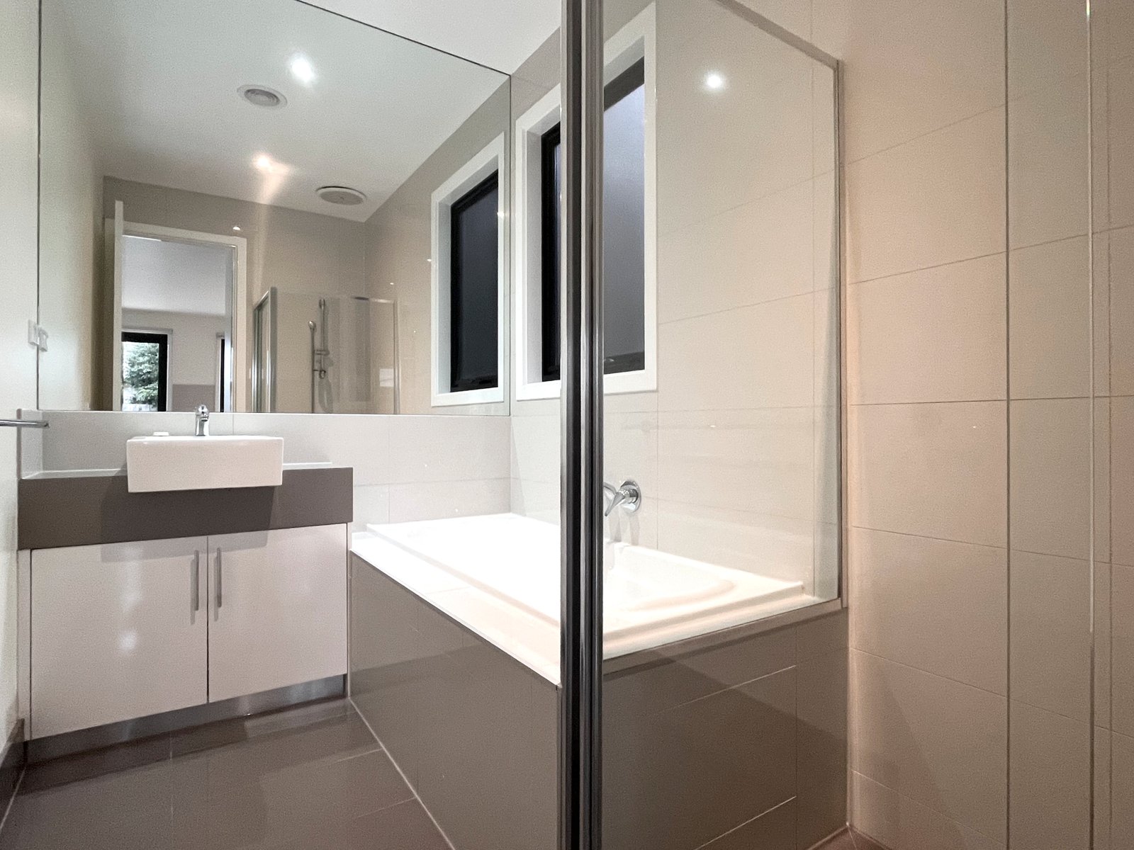 Gallery: 2A Rigby Street