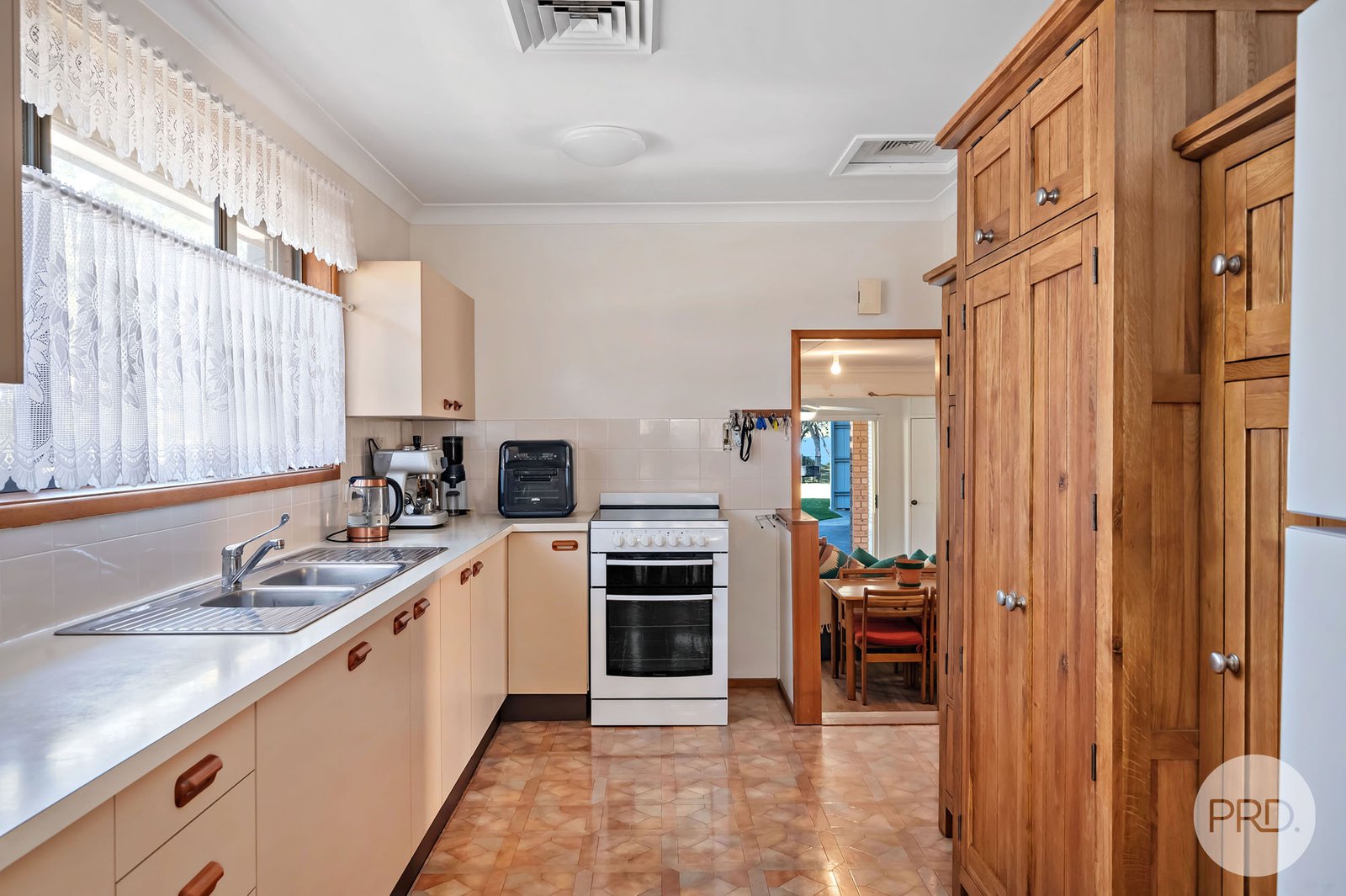 2A Rose Street LEMON TREE PASSAGE 10