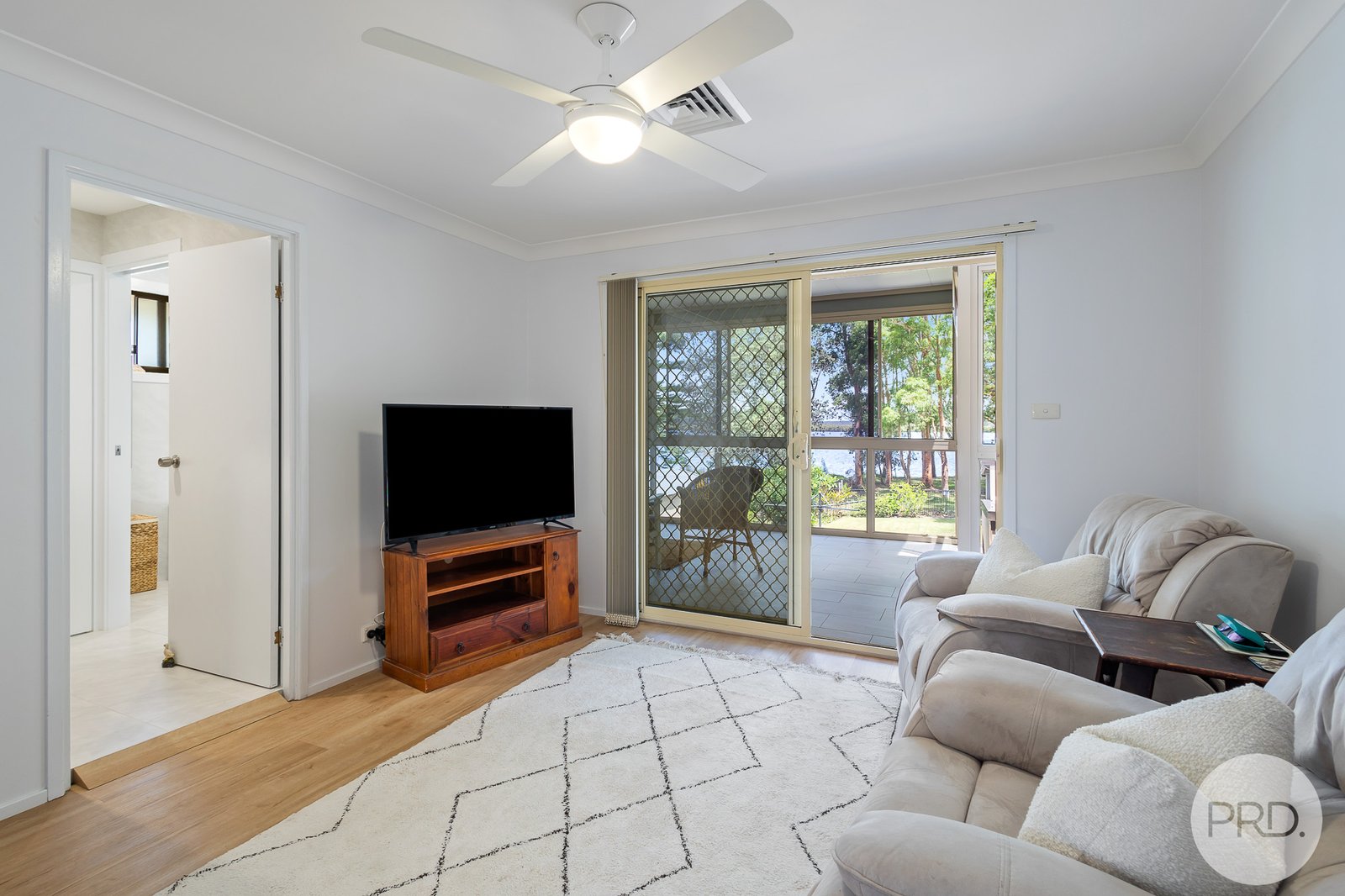 2A Rose Street LEMON TREE PASSAGE 12