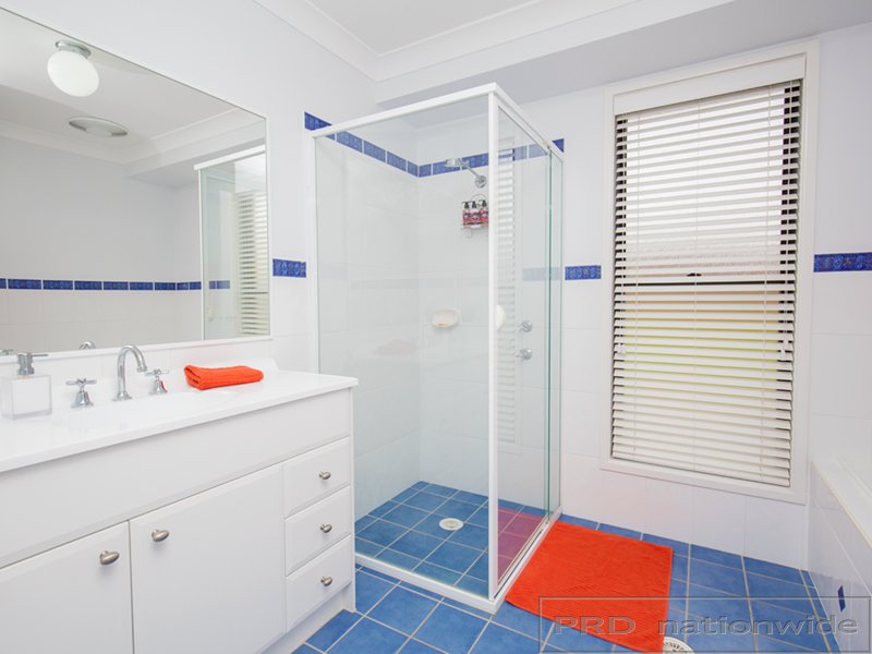 2A Rosebank Drive WALLALONG 12