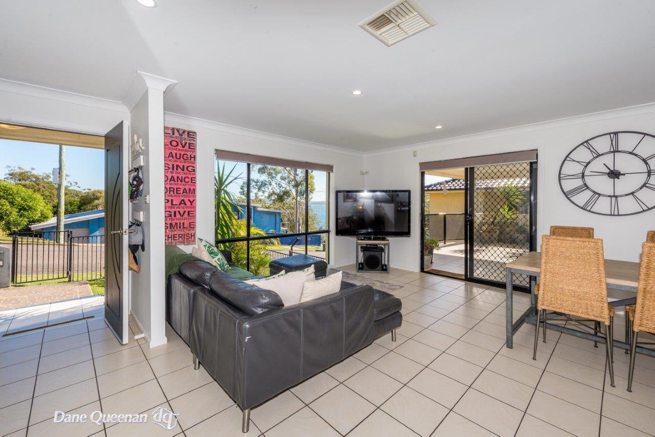 2a Taree Street NELSON BAY 5