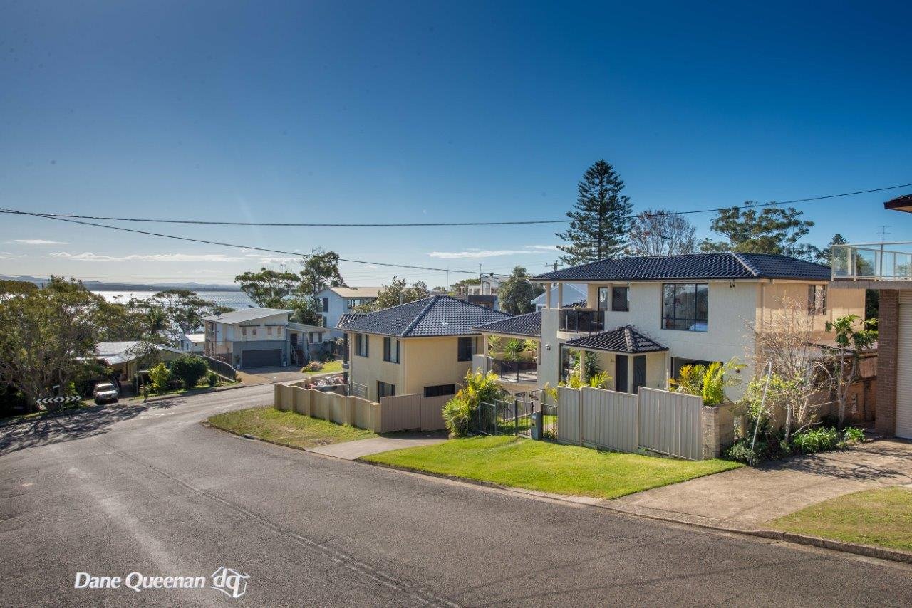 2a Taree Street NELSON BAY 11